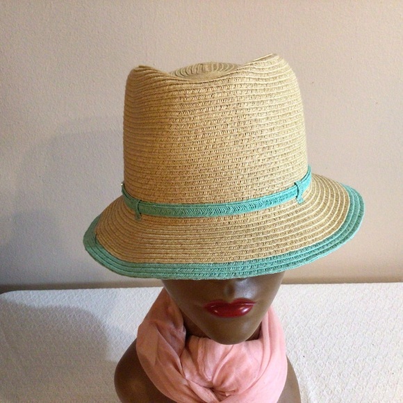 Ladies straw hat - Picture 3 of 5
